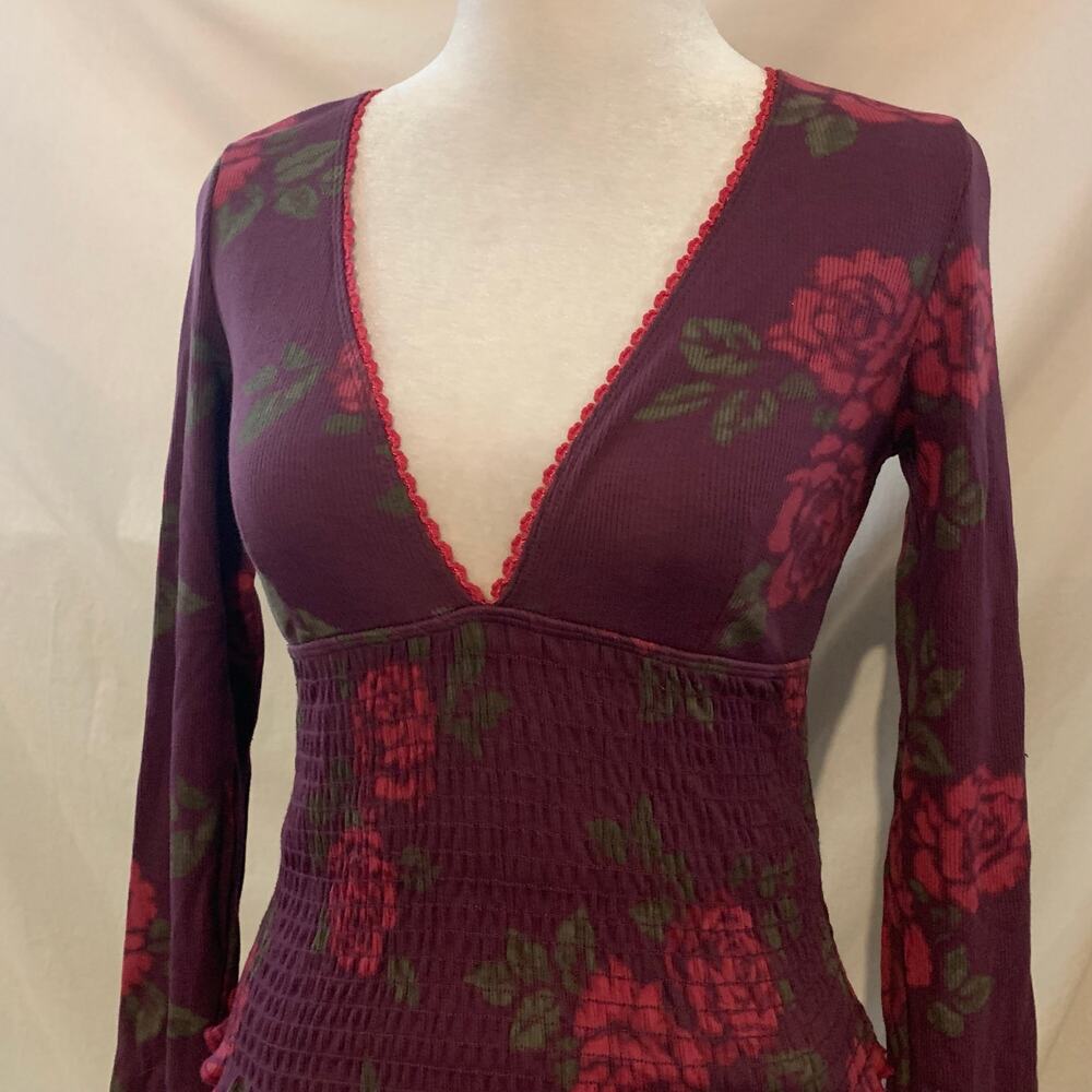 Kimchi Blue Y2K Smocked Rose Print Top Plum Small View 2